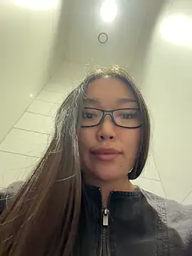 trytomakememoam Chat XXX live