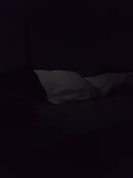 bigGirth4u webkamerás műsora