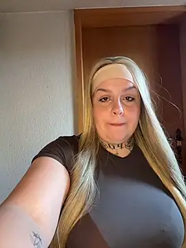 AmberMiller_official Chat XXX live