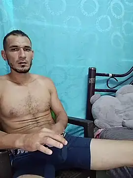 junior22men: онлайн-секс-чат