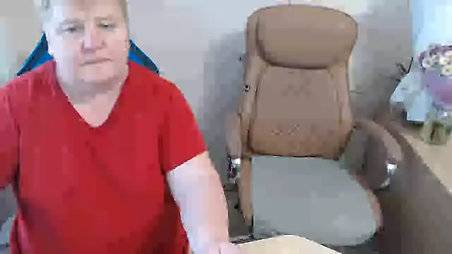 Lindy-Jeanie – Naživo XXX chat