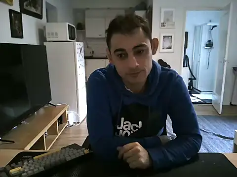 Онлайн чат XXX mihaimichael