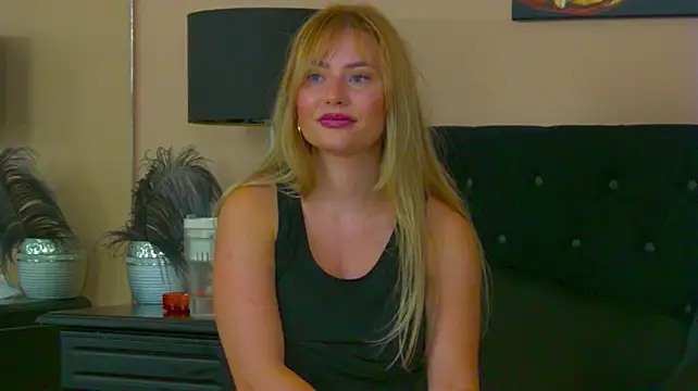 MisshaNight Chat XXX in diretta