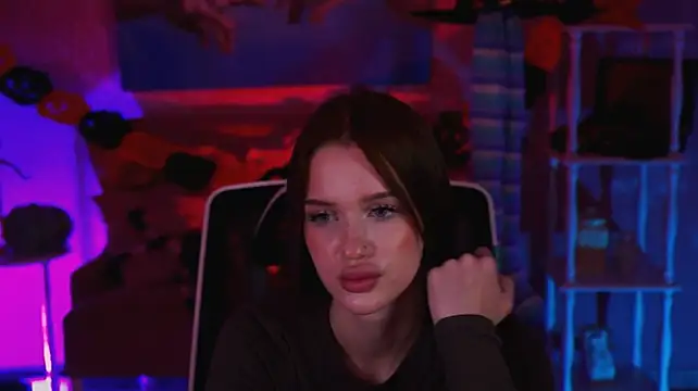 Онлайн чат XXX AngelaHolmes