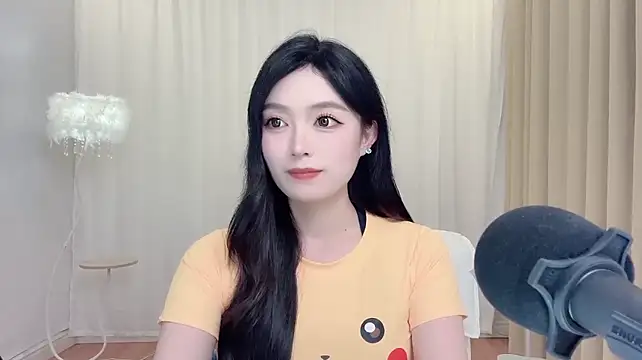 צ'אט XXX בשידור חי של LiLy0608