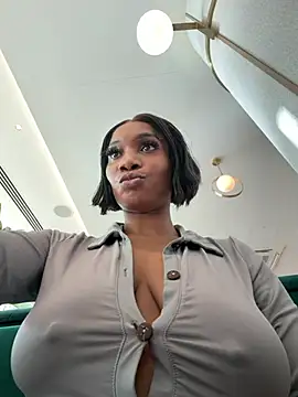 ___Nessa Chat XXX live