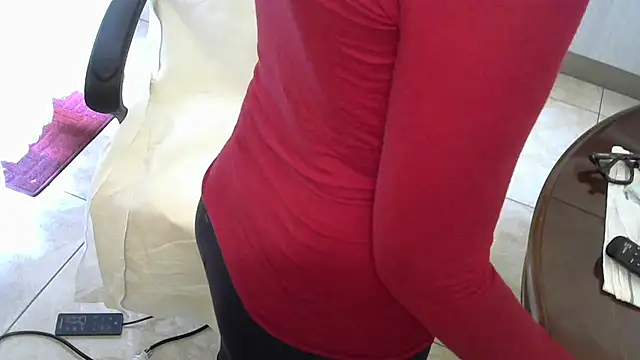 LADYMILF Chat XXX live