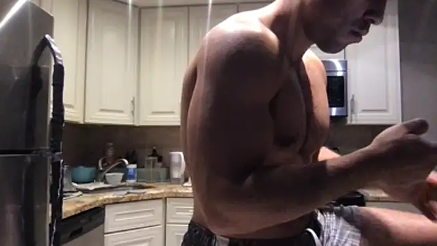 Chat +18 de BigGuyMuscle ao vivo