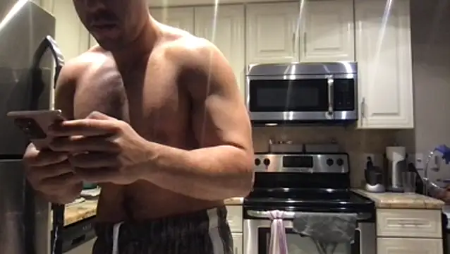 แชท XXX สดของ BigGuyMuscle