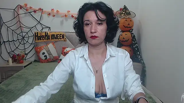 צ'אט XXX בשידור חי של CameronEnns