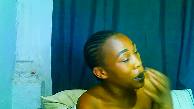 freaky_naughty Chat XXX live