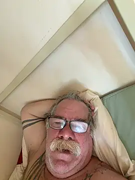 Caesar_Baxter 现场XXX聊天