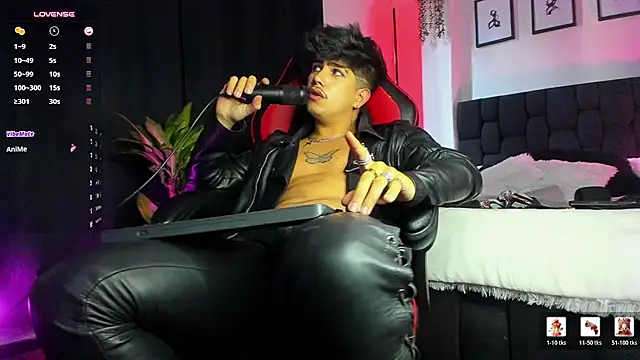 LyleBennett_ Obrolan Langsung XXX