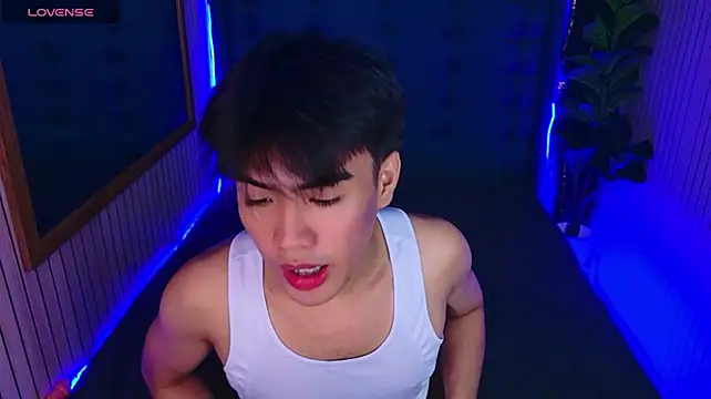 Kaydee_Callix 라이브 XXX 채팅