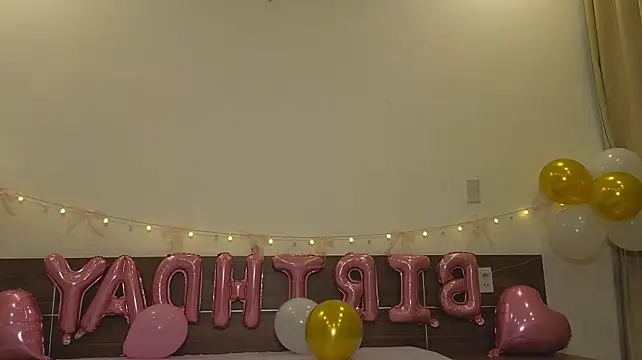 Chat +18 de Adorielle ao vivo