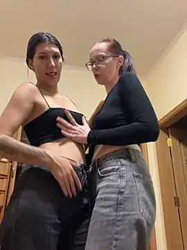 RussianGirls_ Chat XXX in diretta