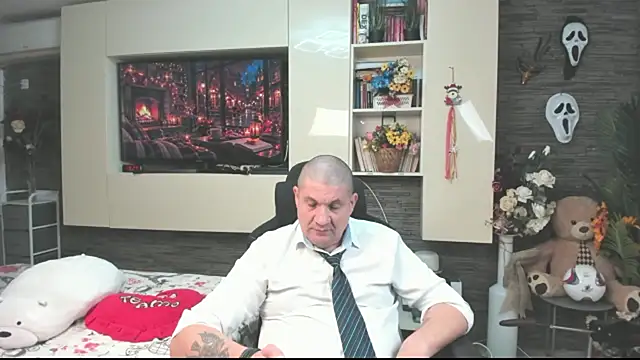 צ'אט XXX בשידור חי של SpartacusDaddy48