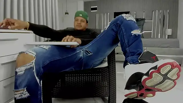 Chat +18 de master_jens ao vivo