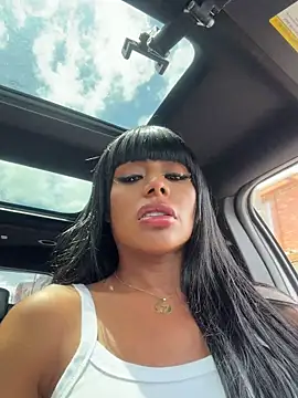 HOT_LADY_777 Adlı Modelin Canlı XXX Sohbeti