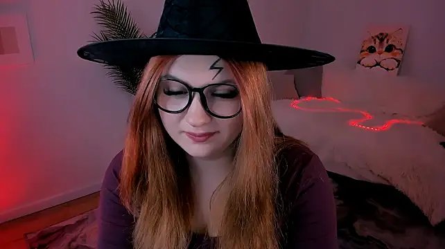 FieryMilena XXX чат на живо