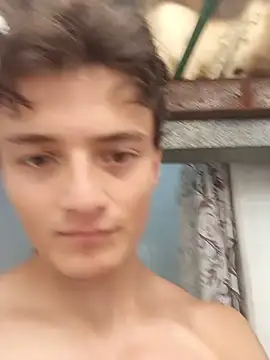 Chat +18 de Davitfitnosuke ao vivo