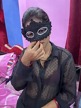 ADV_AYESHA élő XXX-chatje