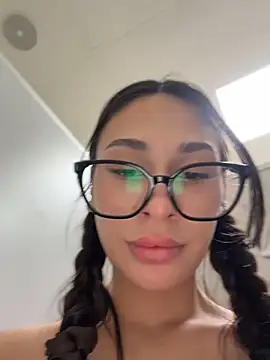 Aria51 – Live XXX-chat