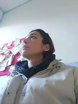 Chat XXX en directo de Wild_Witch