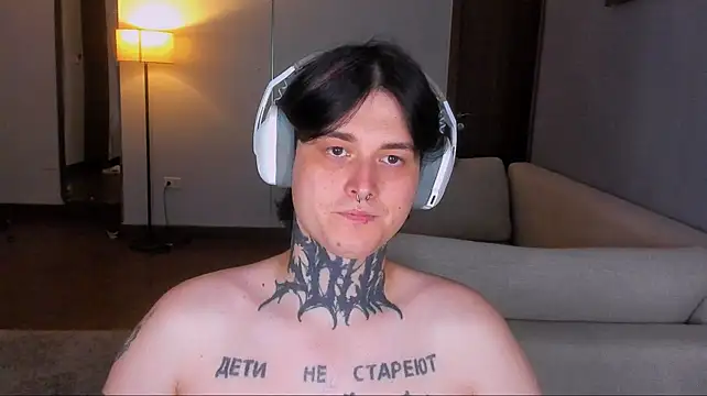 Chatroom XXX en direct de _torfin_