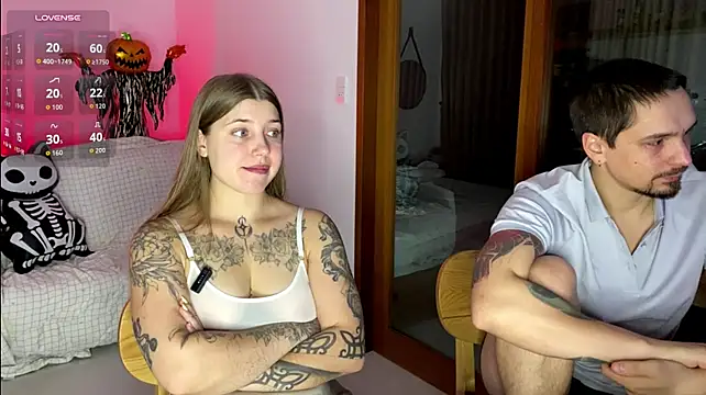 INSOMNIA_strip – Live XXX-chat