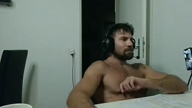 XXX chat uživo modela alpha-hunk