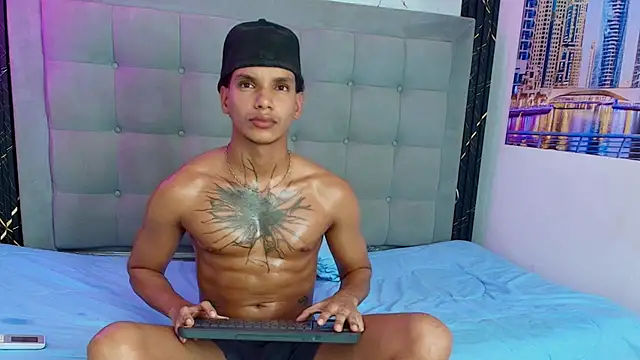 kai_storm77's Live XXX Chat