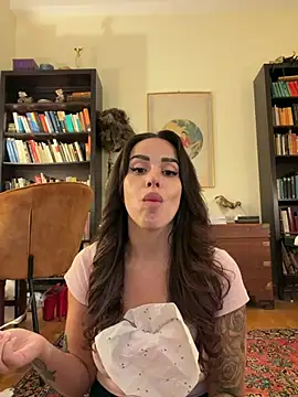 Chat XXX ao vivo de -Alisa