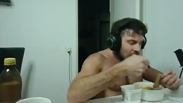 alpha-hunk Chat XXX live