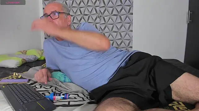 XXX chat uživo modela david_holman