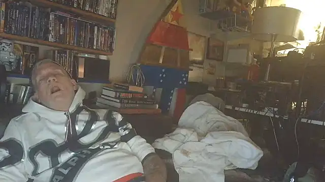 overmydadbody222 Obrolan Langsung XXX