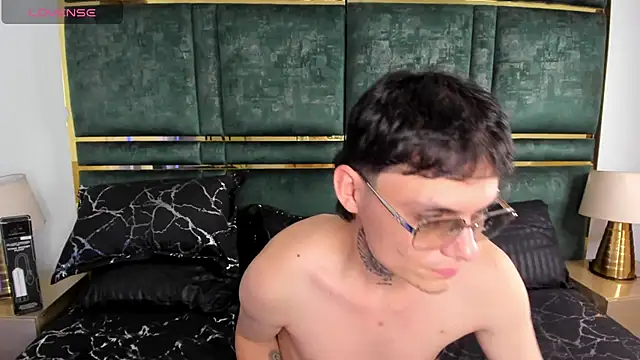 Chat XXX en directo de JackGriffin_