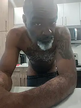 XXX chat uživo modela sinnernoir