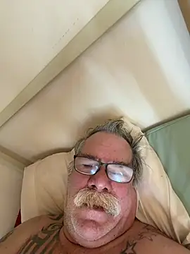 Caesar_Baxter 现场XXX聊天