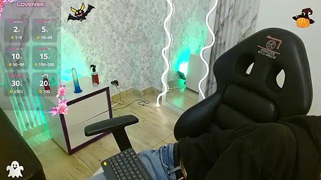 Chat XXX en directo de OLIIVER_TAY