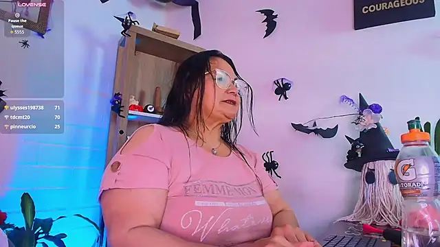 Chat XXX Live EllenaBoobs_