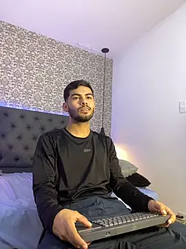 Peter_Kink Chat XXX live