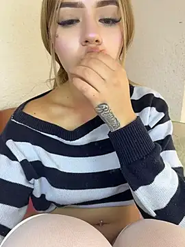 ChloeCollins__ Obrolan Langsung XXX