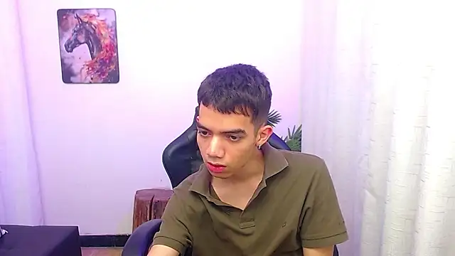 leandrocum18 Webcam-Show