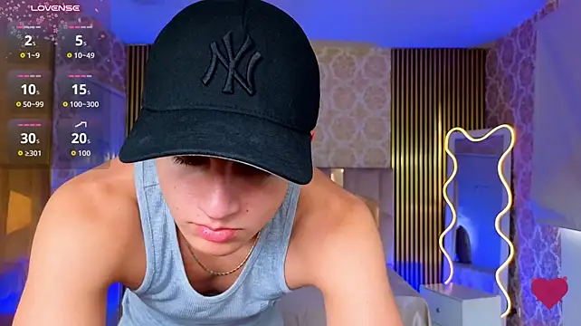 Chat +18 de Kyler_tay ao vivo