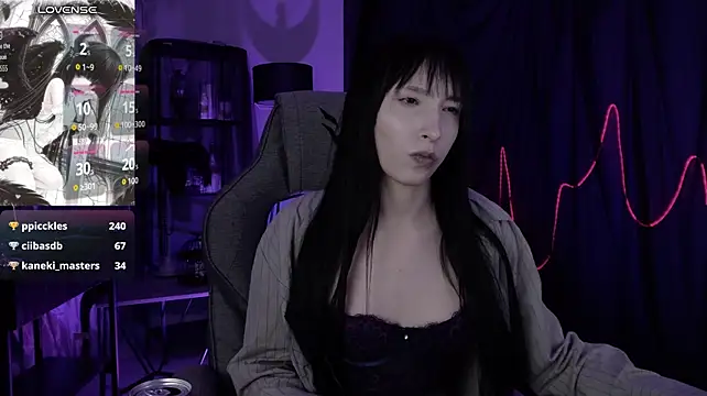 SeraphineSparda 即時 XXX 聊天