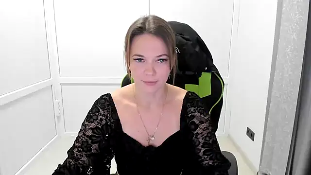 TessaSpring's Webcam Show