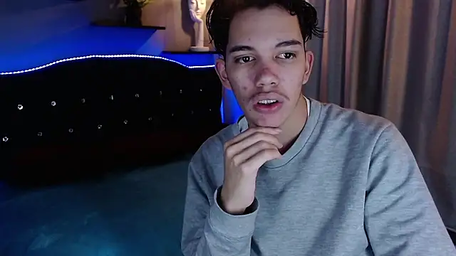 haku_nayro Webcam-Show