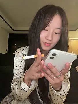 Uugirl00's Live XXX Chat