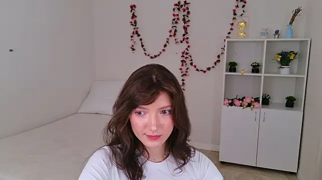 OwlEva's Live XXX Chat